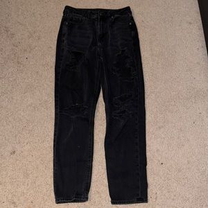 Black American eagle mom jean